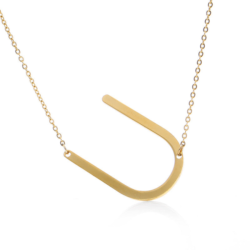 Fabuloso collar con colgante de letra inicial de acero inoxidable chapado en oro rosa