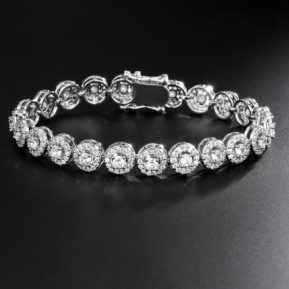 Leichtes Luxus-Armband mit vollständig eingelegten AAA-Zirkonen