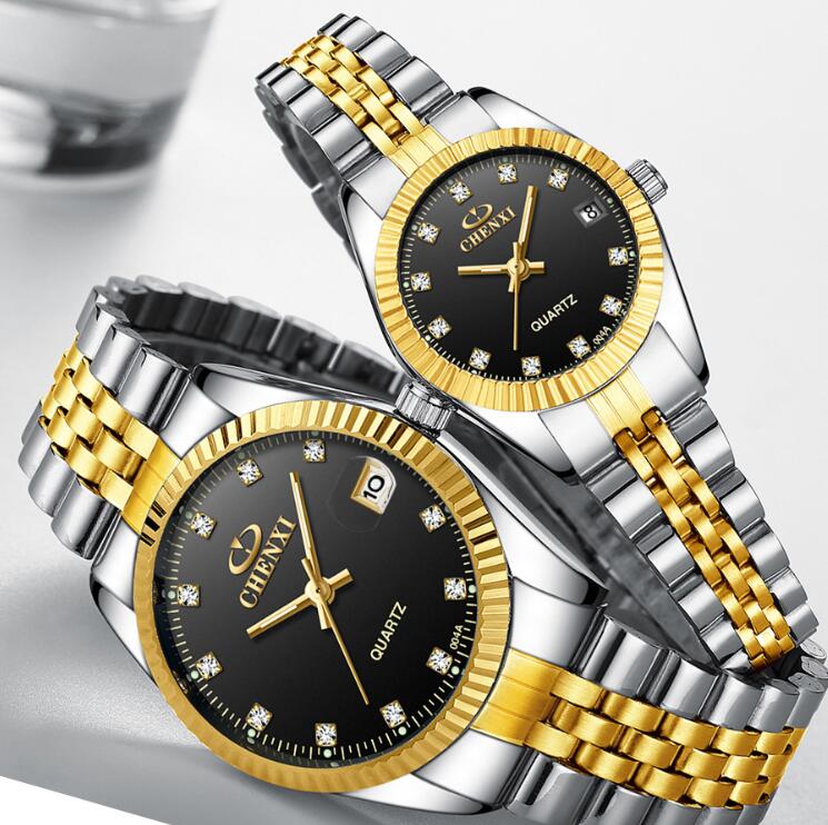 Goldene Uhr für Pärchen