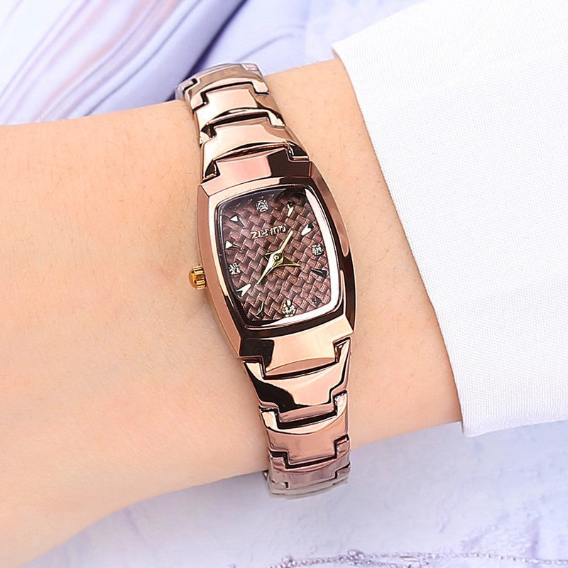Reloj de cuarzo de acero de tungsteno impermeable para mujer
