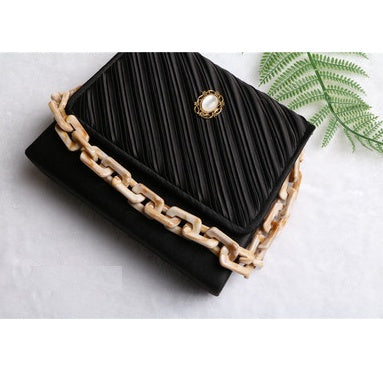 Chain chain acrylic chain