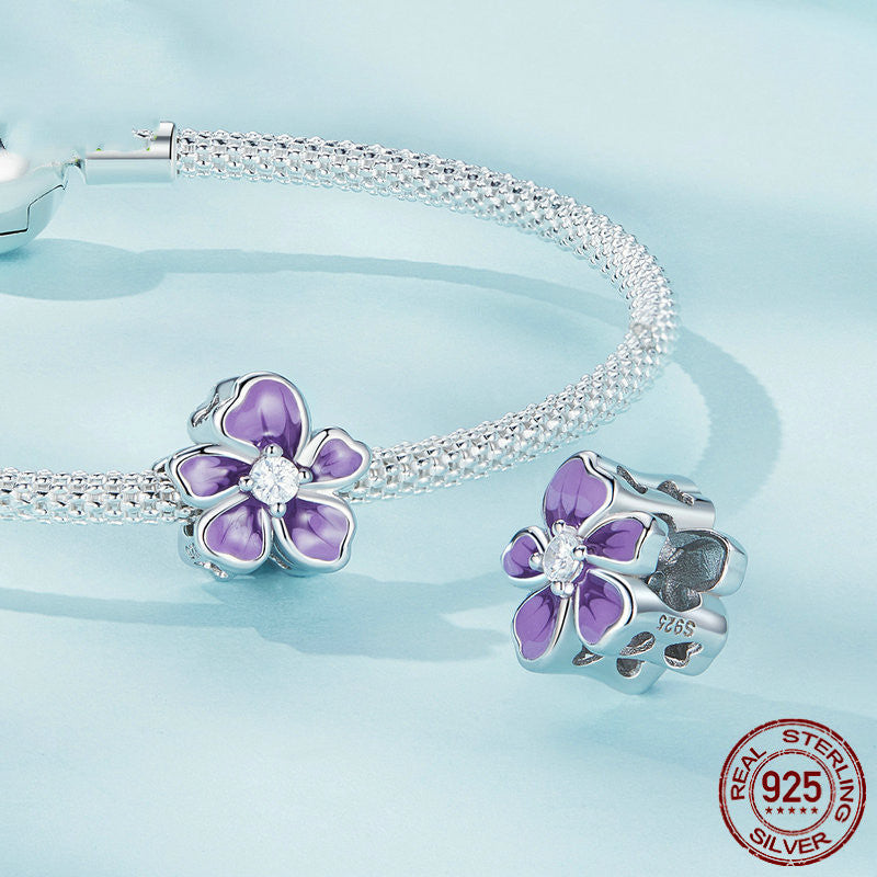 Verlaufende violette Blumenperlen aus Sterlingsilber