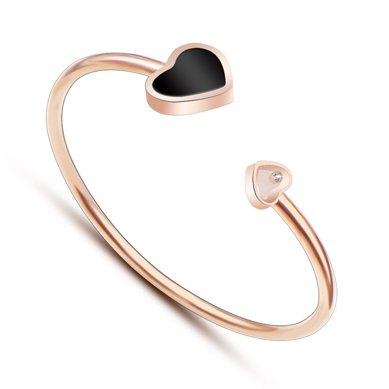 Pulseras elegantes con forma de corazón para mujer