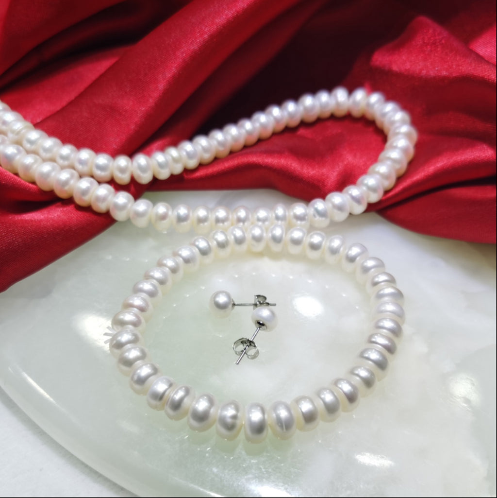 Perlenkette Armband Ohrringe dreiteiliges Set
