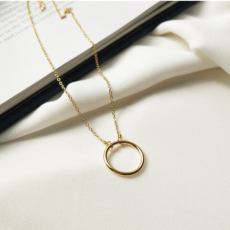 Circle necklace