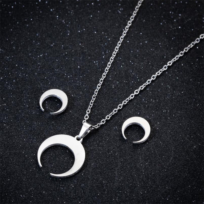 Halskette und Ohrringe dreiteiliger Schmuck