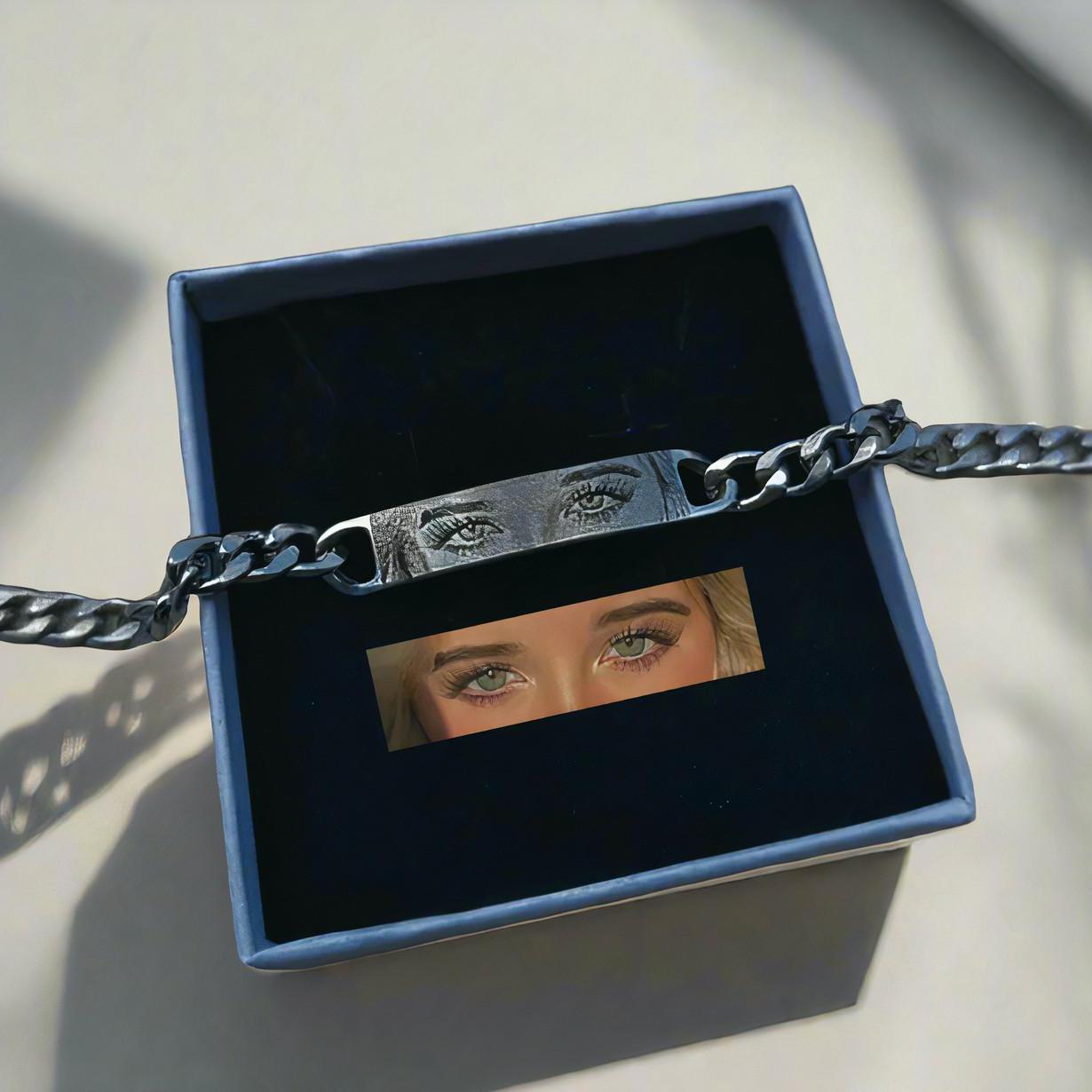 Personalisiertes Armband mit menschlichem Auge, DIY-Laser-graviertes Edelstahl-Paararmband, graviertes Porträtarmband