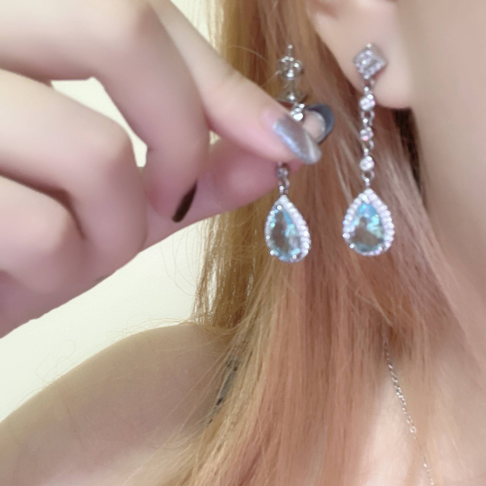 Meerjungfrauen Tränen Edelstein Halskette Leichter Luxus High-End Ohrstecker Schlichter Eleganter Designschmuck
