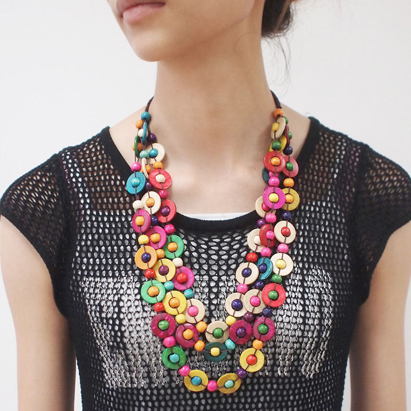 Collar de bisutería, collar corto