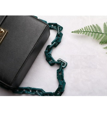 Chain chain acrylic chain