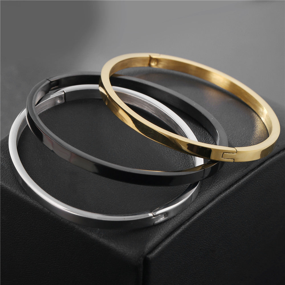Einfaches, glänzendes Armband für Herren