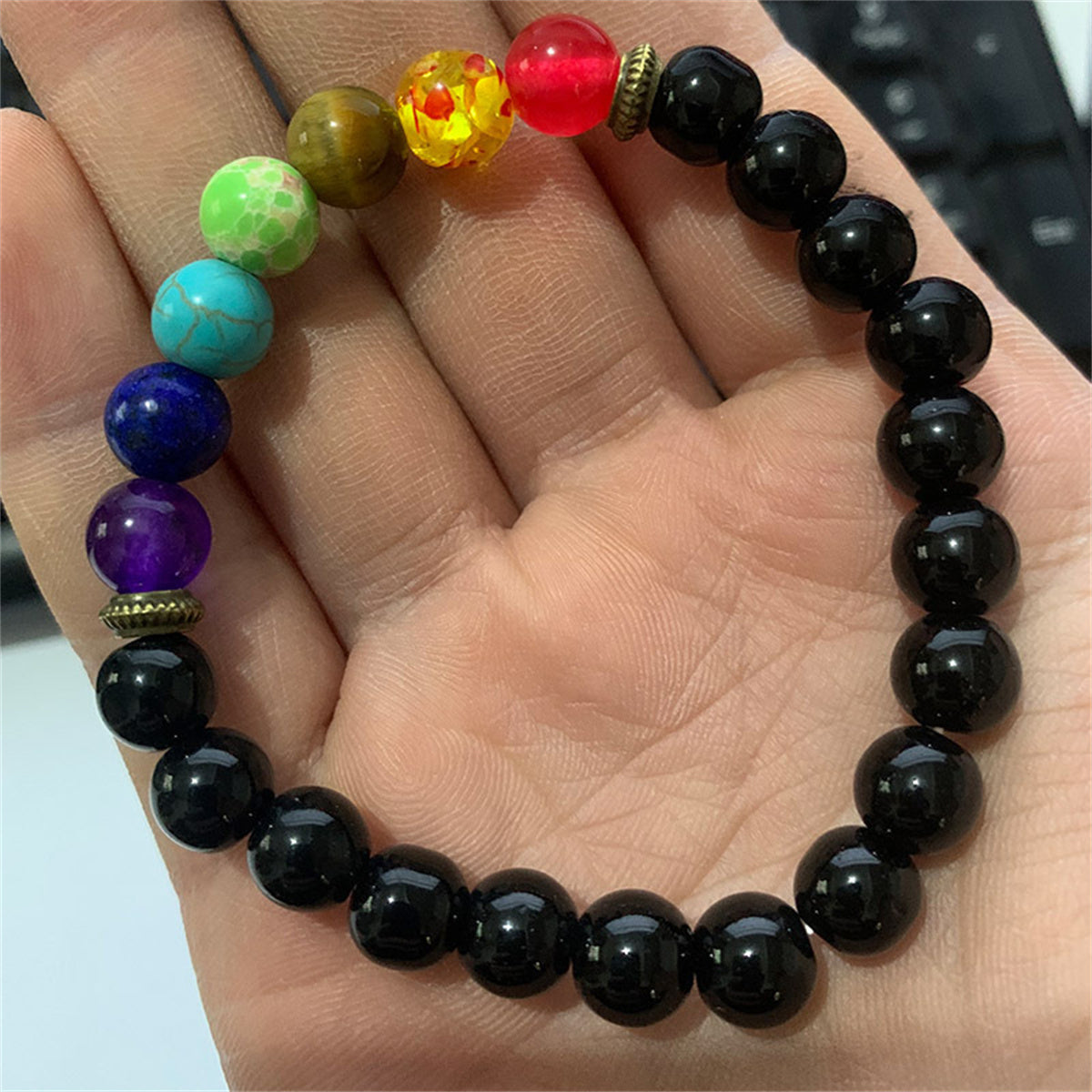 Pulsera de Ágata con Cuentas de Piedra Volcánica