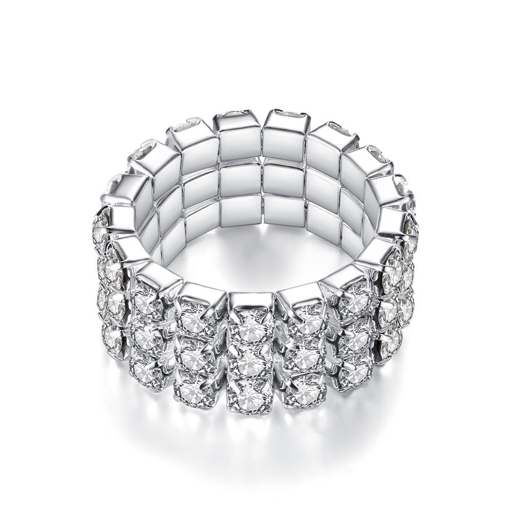Elegantes Luxus-Brautset mit vollem Diamantbesatz