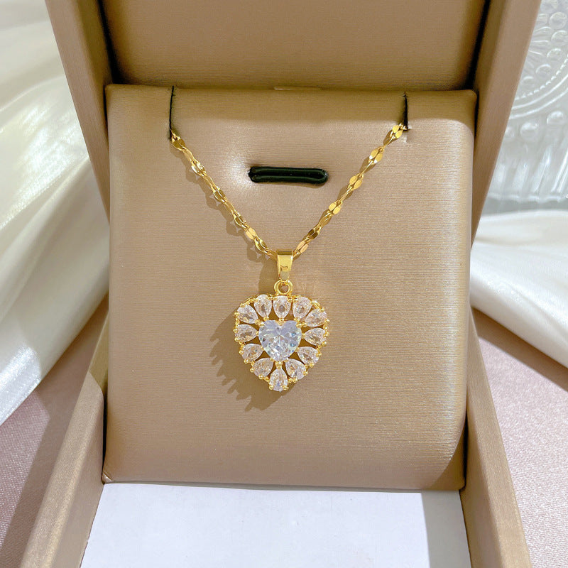 Collar asequible de lujo, estilo elegante, con corazón, diamantes completos y baño de oro real