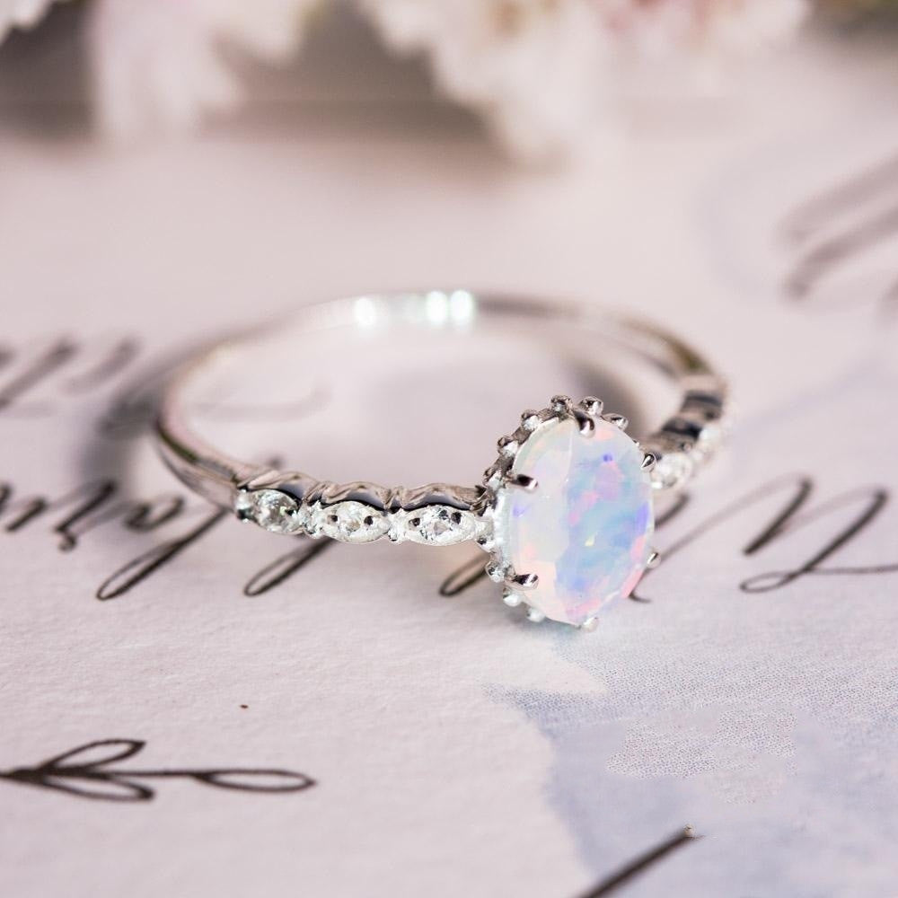 Runder Opal-Zinklegierungs-beschichteter Ring