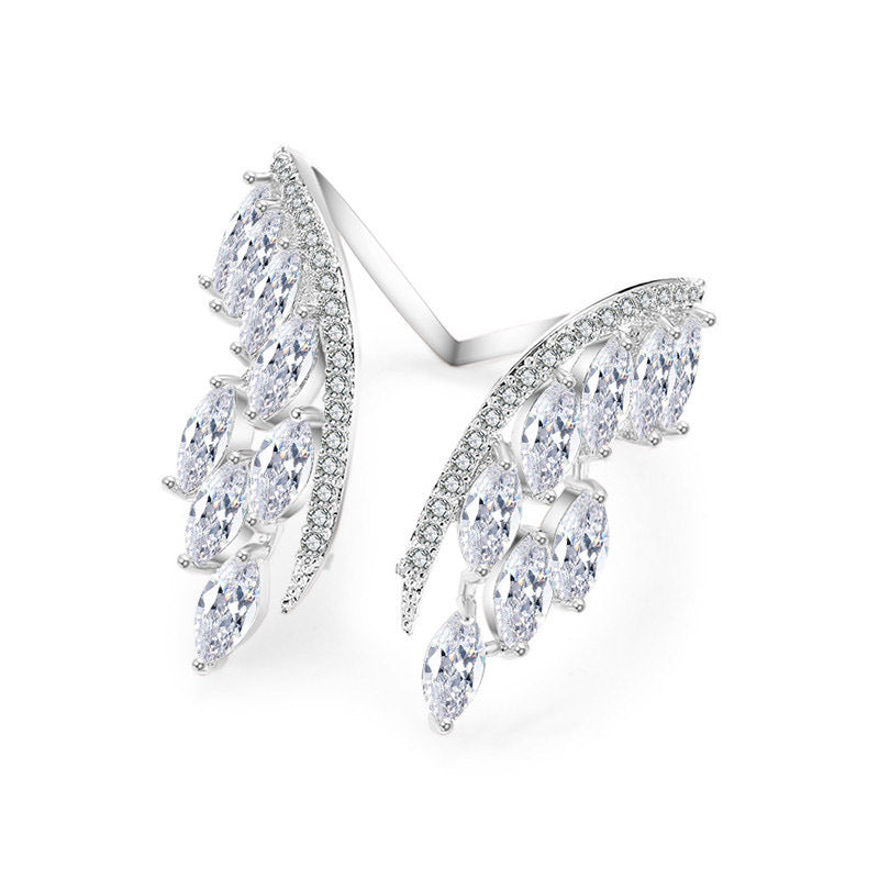 Kreativer offener Ring mit Engelsflügeln, exquisite Damen-Strass-Ringe, personalisierter Schmuck
