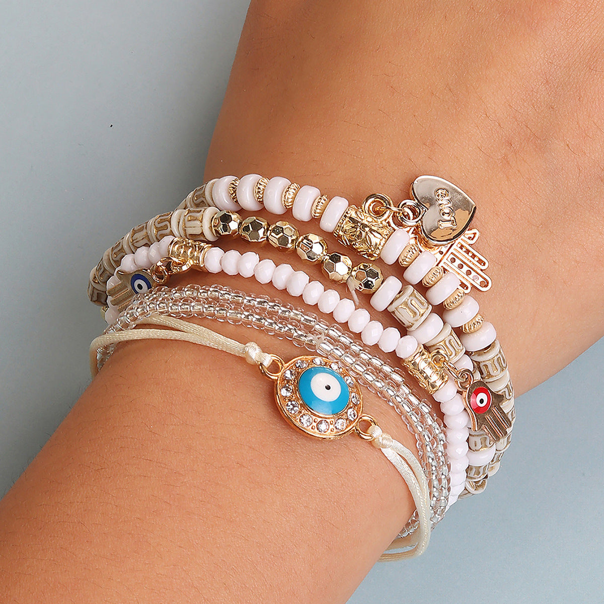 Pulsera de cuerda trenzada ajustable de varias capas y elementos múltiples
