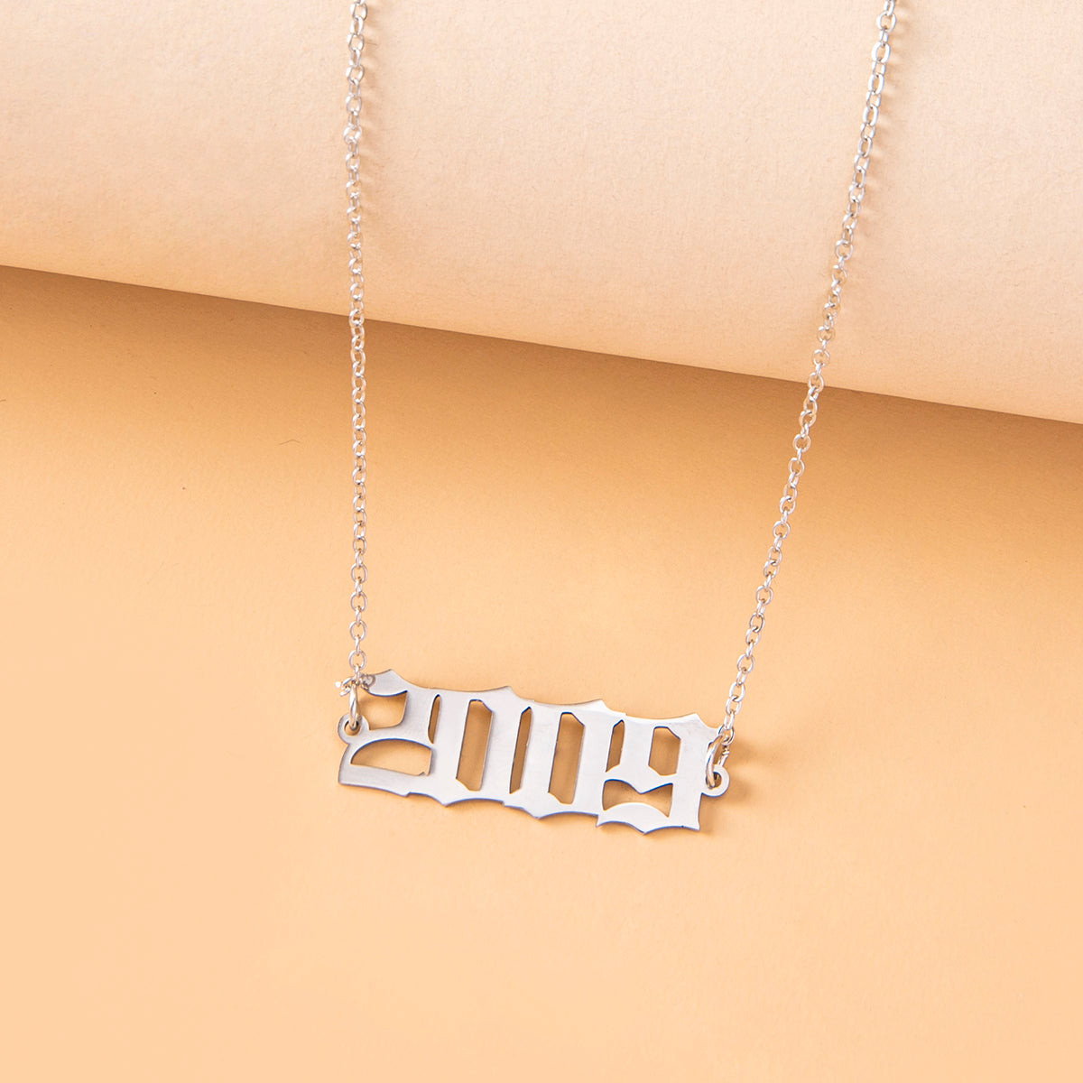 Jahreszahlen-Halsketten für Damen – Geburtstagsgeschenke