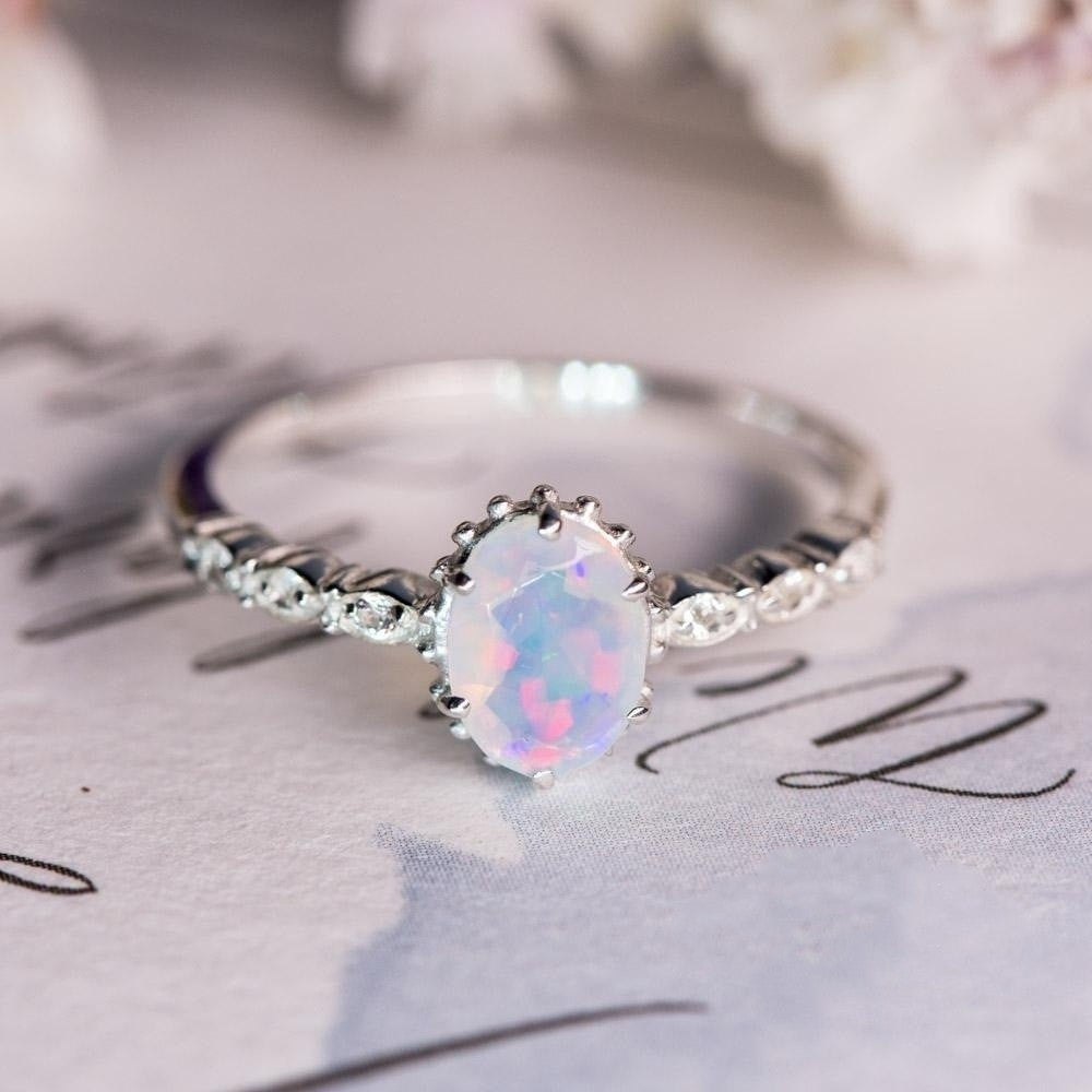 Runder Opal-Zinklegierungs-beschichteter Ring
