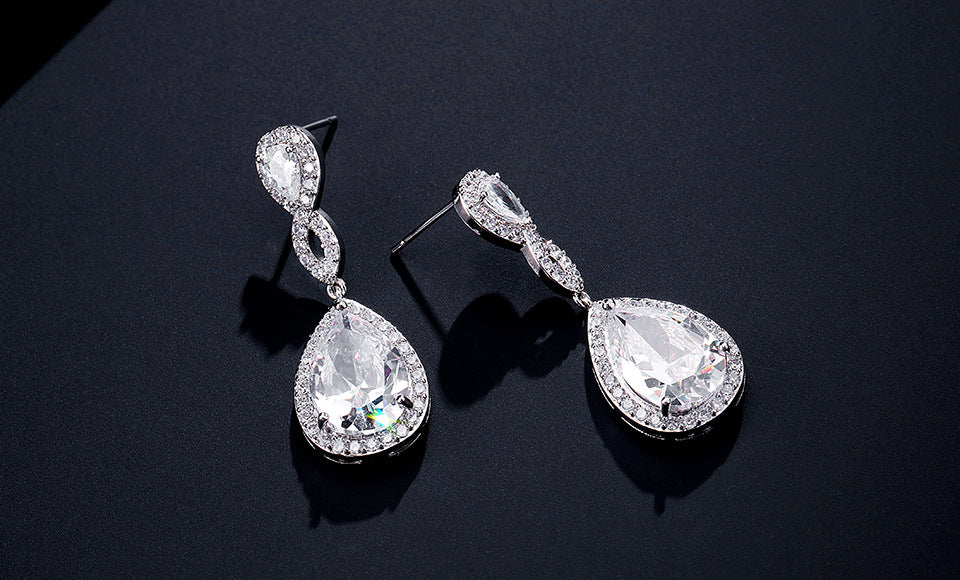 Pendientes de banquete de novia en forma de gota con circonita AAA