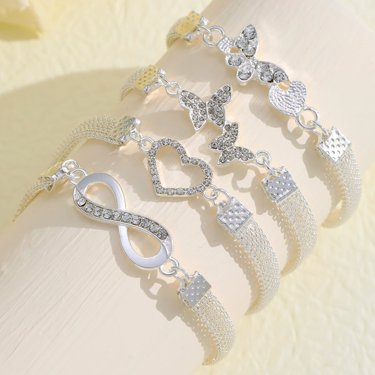 Tobillera de aleación retro creativa con diamantes infinitos de 8 palabras