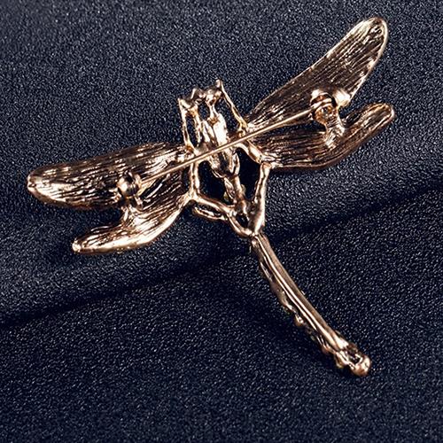 Broche de libélula antiguo