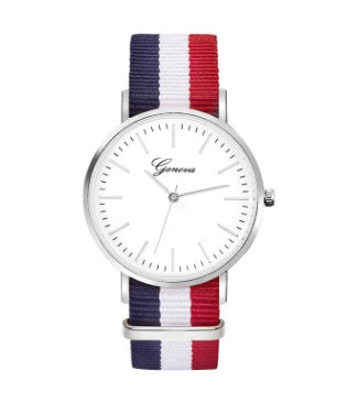 Liebhaber beobachten Frauenmodetrend Koreanische Version der einfachen Freizeit männliche Studenten Quarzuhr Nylon-Segeltuchband heißer Verkauf