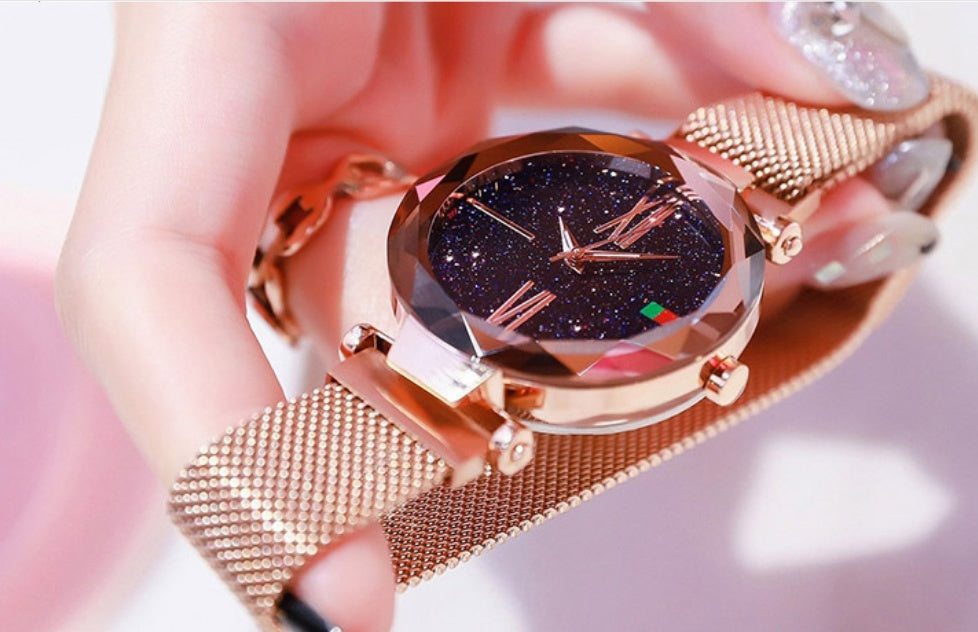 Reloj de mujer de cielo estrellado con correa de malla magnética y cuarzo de diamantes
