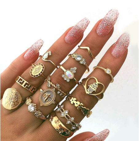 Diamantbesetzter Ring