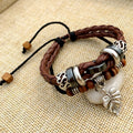 Armband aus geflochtenem Leder mit Kreuznieten