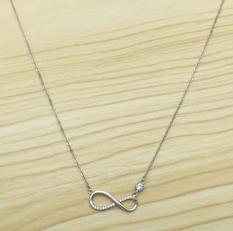 Collar de plata de ley 925 con baño de platino