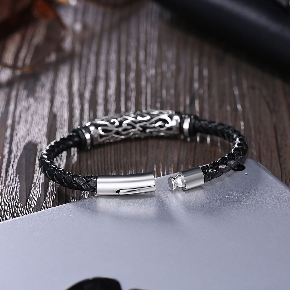 Punk-Armband aus Edelstahl und Leder