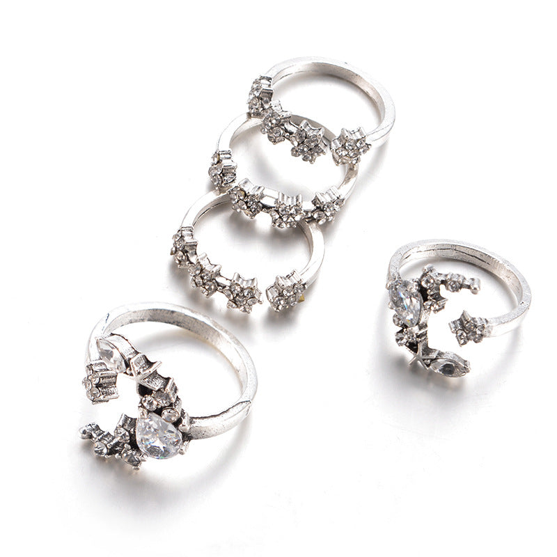 Diamantbesetzter Ring Stern Mond Kristallring