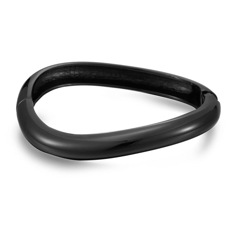 Pulsera asimétrica de aleación de zinc irregular de alto grado