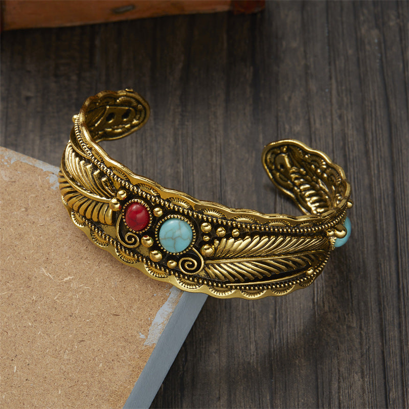 Vintage Navajo Style Oval Turquoise Bracelet