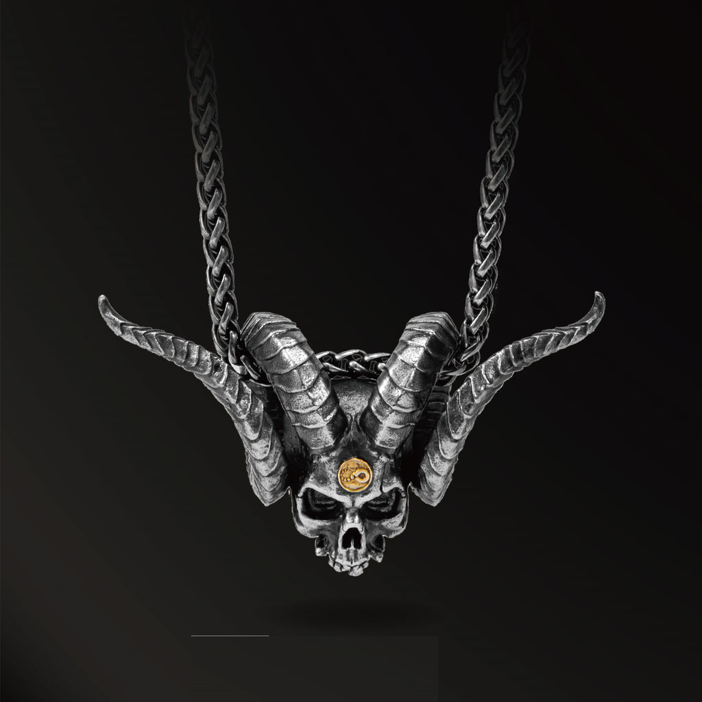 Collar punk de plata 925 antiguo con colgante incrustado de oro de 18k