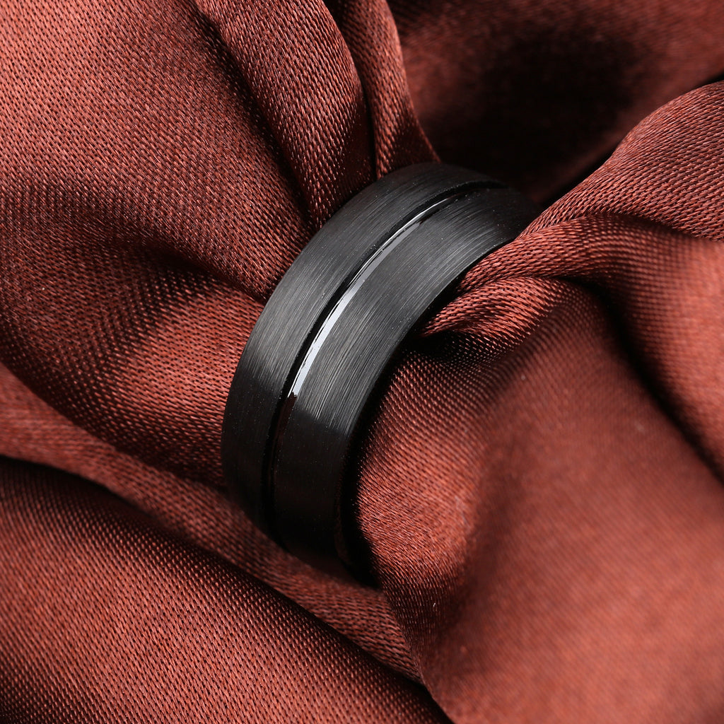 Anillo de titanio negro