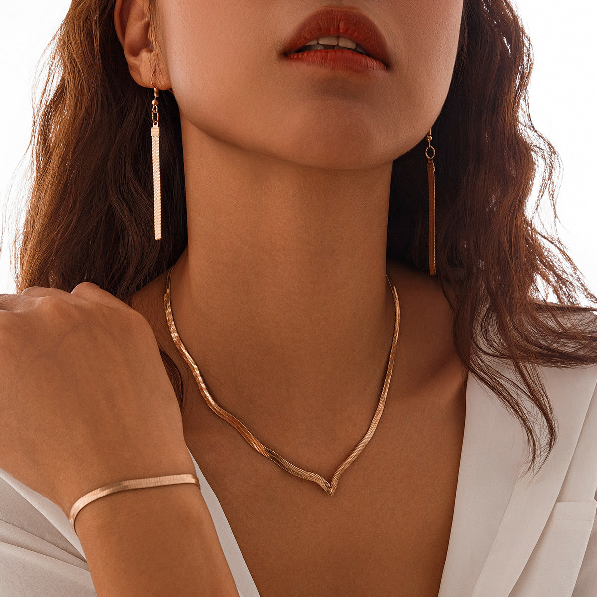 Modekette Wie eine flache Schlangenkette Anzug Schlicht Geometrisch