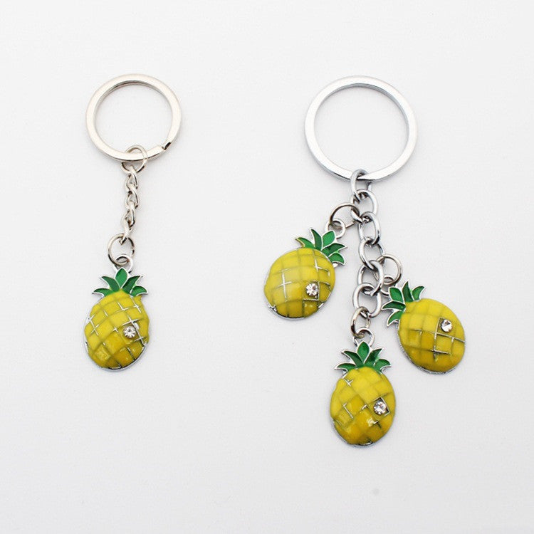 Creativo llavero con colgante de cadena de fruta de simulación