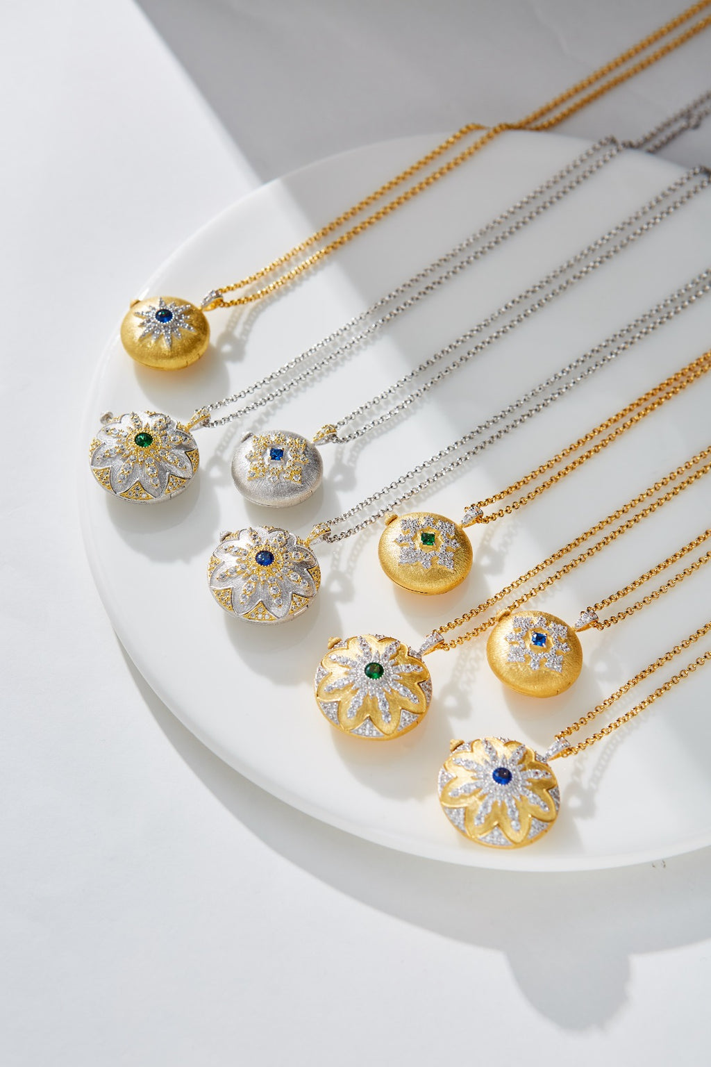 925 Silver Gilt Photo Clip Necklace