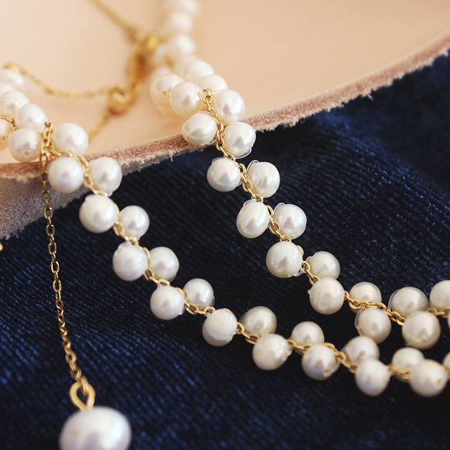 Collar de perlas tejido a mano