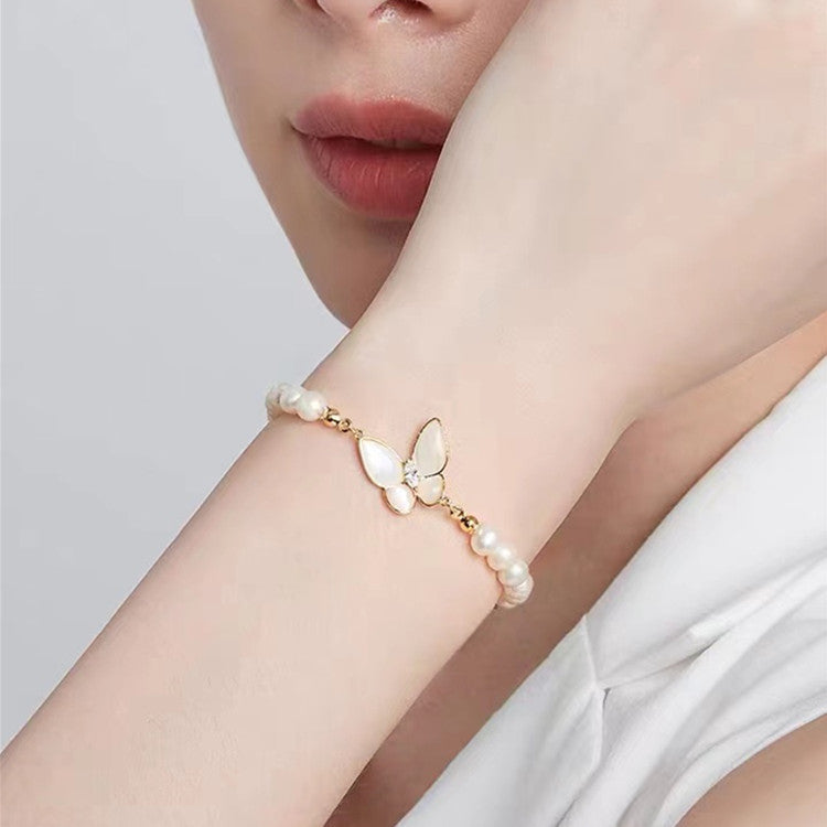 Muschel-Design Süßwasserperlen Schmetterlingsarmband für Frauen