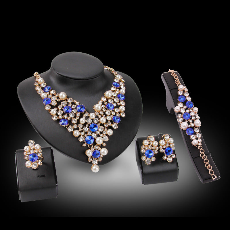 Überzogener Schmuck Anzug Brautkleidung Vierteiliges Set