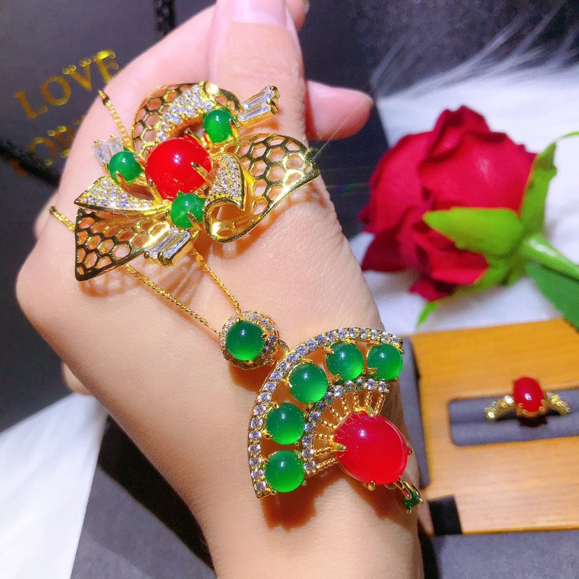 China Roter Natur Karneol Set Ring Anhänger Brosche Kristall Reine Farbe Gut Eingelegt
