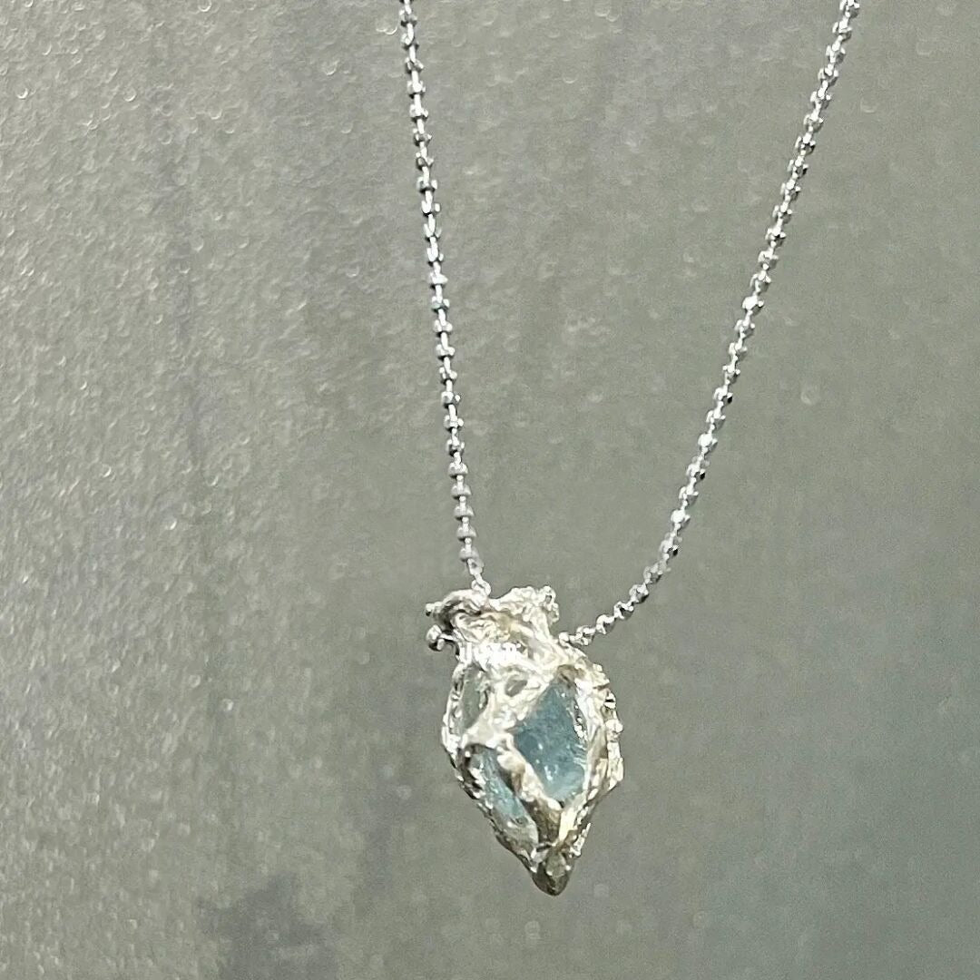 Collar Corazón de Hielo Azul para Mujer