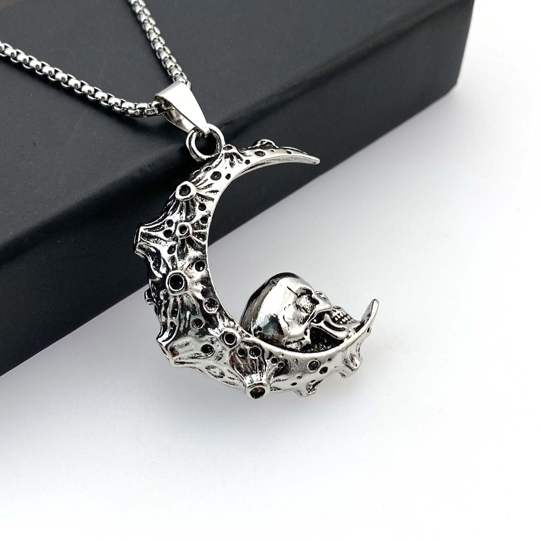 Großer Edelstahl 3D Mond Schädel Anhänger Biker Punk Halskette Herren Schmuck Kostenloser Versand