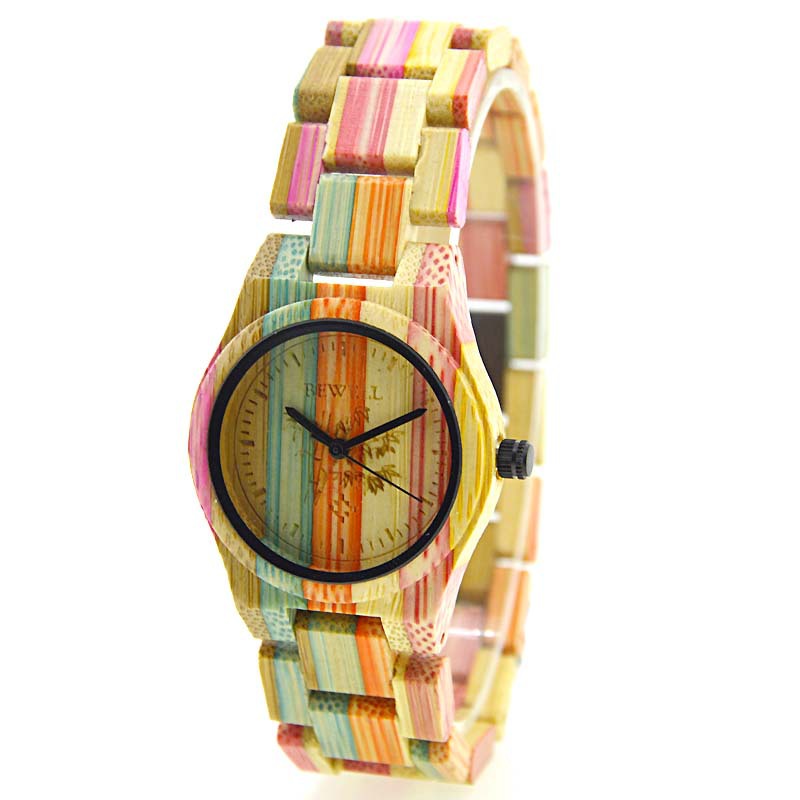 Reloj de madera dinámico color madera de bambú