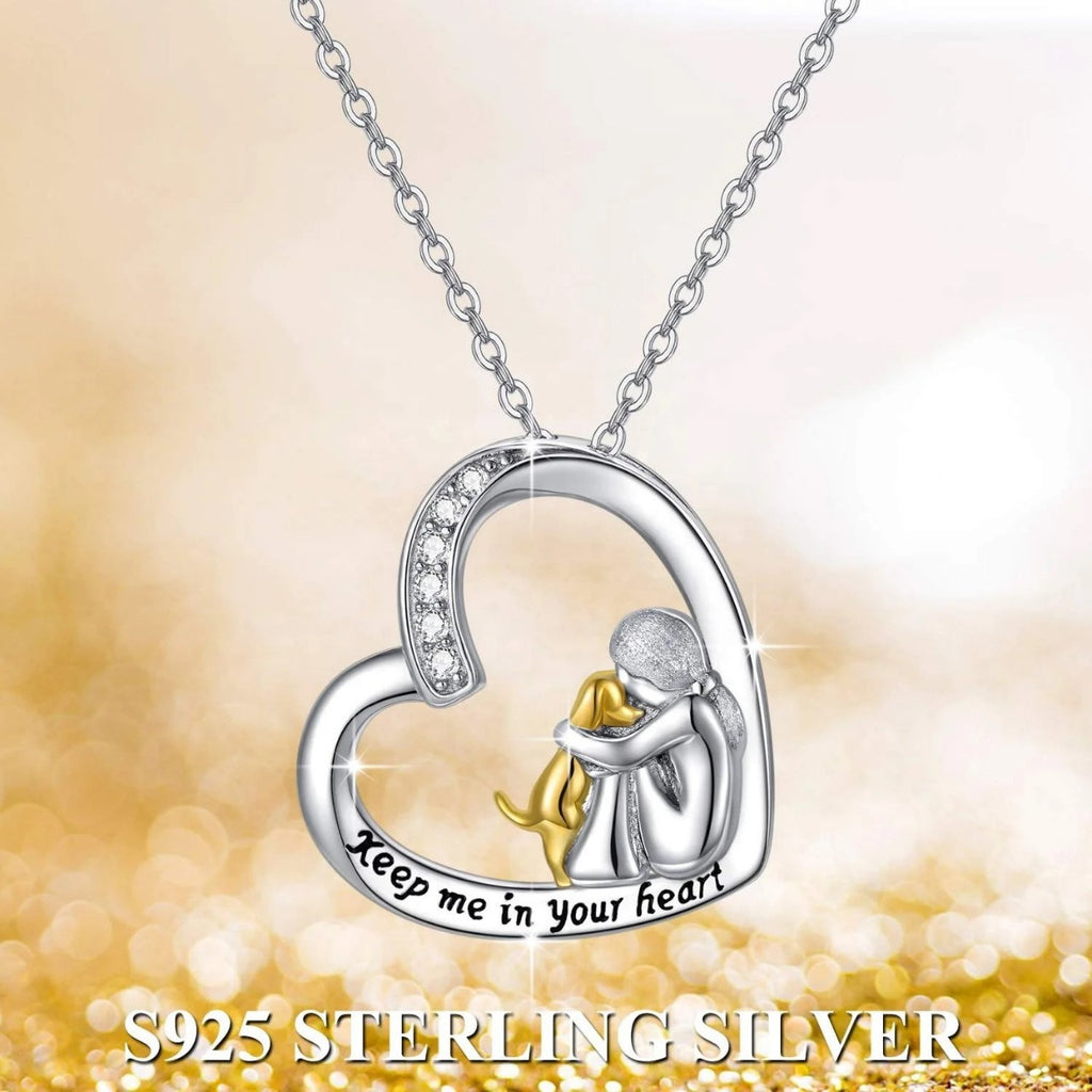Un collar multifuncional con colgante es el regalo perfecto para celebrar tus momentos más preciados.