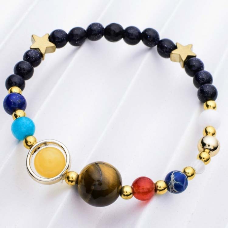 Acht Planetenarmbänder