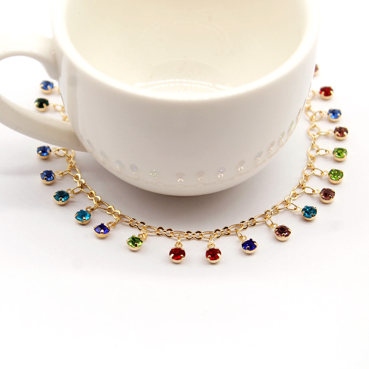 Tobillera de cadena con microincrustaciones de diamantes de colores para mujer
